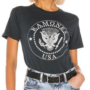Daydreamer Ramones USA crest weekend tee NWT